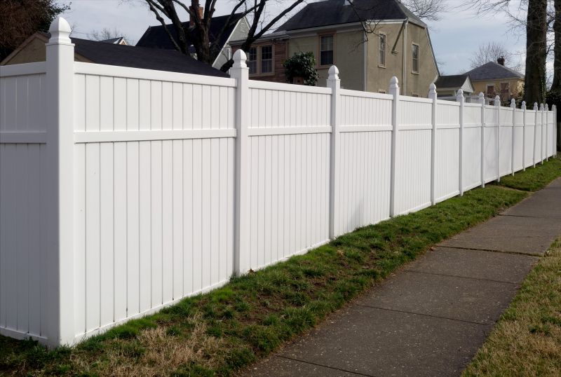 Vinyl Fence Repair detail